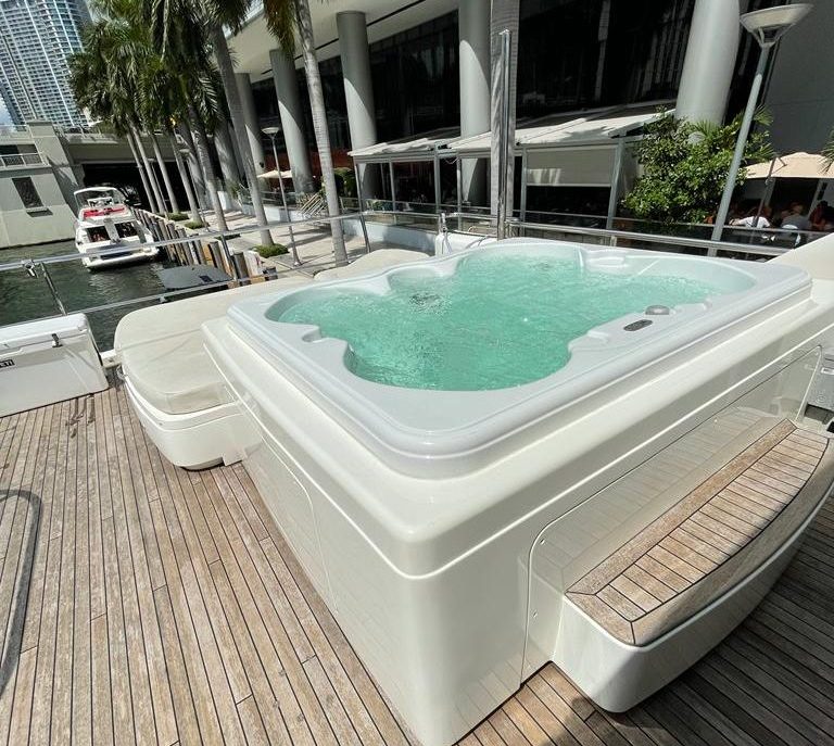 Luxury Yachts Miami